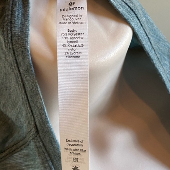 Lululemon Tie Front Twist Tank Top size 12 - Picture 3 of 8